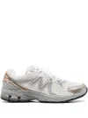 New Balance 860v2 In White
