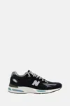New Balance Black And Grey Suede-mesh Sneakers With Cushioned Sole In Black
