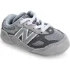 New Balance 990 Sneaker In Grey/silver