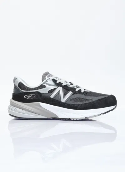 NEW BALANCE 990 SNEAKERS
