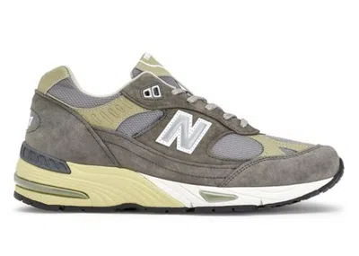 Pre-owned New Balance 991 Dover Street Market Miuk 40th Anniversary (women's) Sneakers In Grey/white