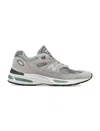 New Balance De In Uk 991v2 Sneakers In Grey