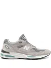 New Balance Grey Low Top Sneakers With Logo Detail In Suede And Tech Fabric Unisex In White