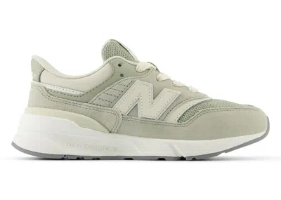 Pre-owned New Balance 997r Sneakers In Olivine/linen