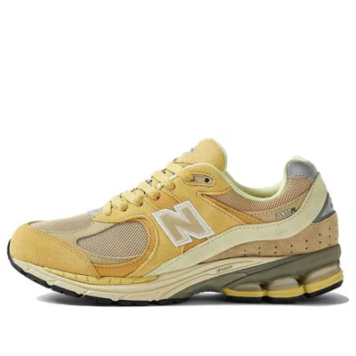 New Balance Auralee X 2002r 'sand' In Yellow