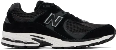 NEW BALANCE BLACK 2002R SNEAKERS