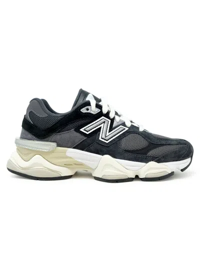 New Balance Sneakers In Black