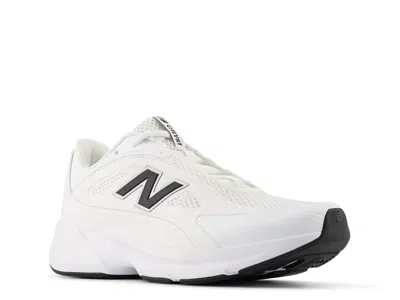New Balance Catalyst Sneaker In White