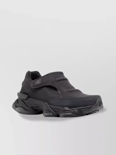New Balance Chunky Sole Round Toe Sneakers