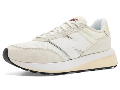 New Balance Classics 370 Snow Shoes Calcium/angora: Us Men's 12 - Women's 13.5 D - Medium, Textile