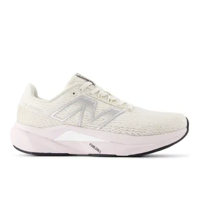 NEW BALANCE DAMEN FUELCELL PROPELV5 IN BEIGE/ROSA/WEISS, SYNTHETIK, GRÖSSE 41.5