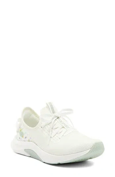 New Balance Dynasoft Nergize Sport V2 Running Shoe In Cerise/sea Salt