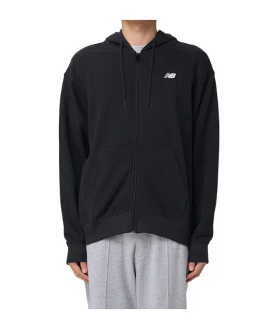 New Balance Embroidered-logo Zipped Hoodie In Black