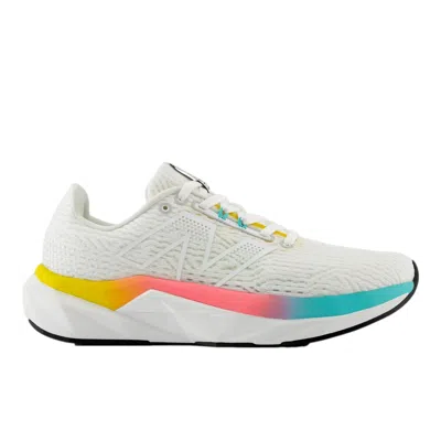 New Balance Fuelcell Propel V5 White / Cyber Jade Wfcprlc5 Women's