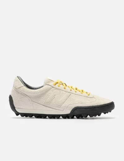 New Balance Gator Run In White
