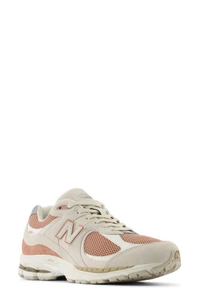 NEW BALANCE NEW BALANCE GENDER INCLUSIVE 2002R SNEAKER
