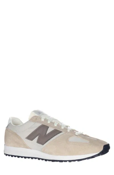 New Balance Gender Neutral 471 Sneaker