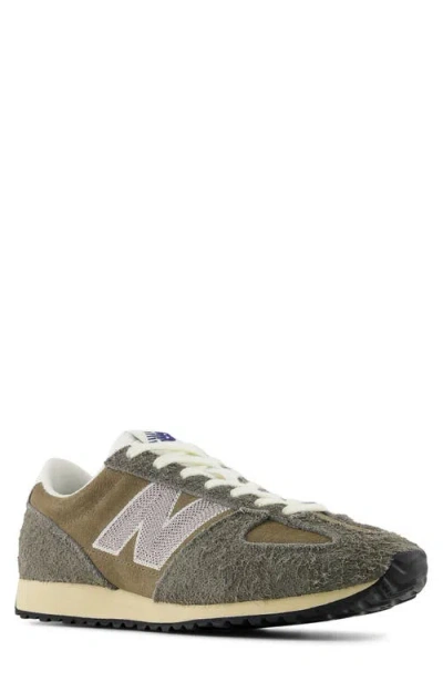 New Balance Gender Neutral 471 Sneaker In Multi
