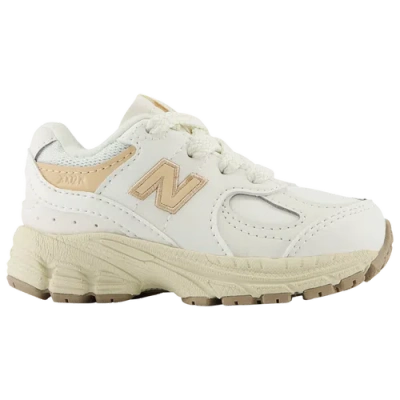 New Balance Kids' Girls  2002 In Moonbeam/frappe