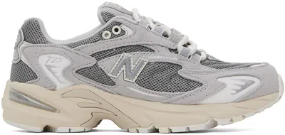 New Balance Gray 725v1 Sneakers In Raincloud