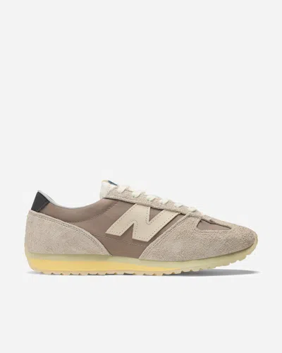 New Balance Grey Days 471 In Brown