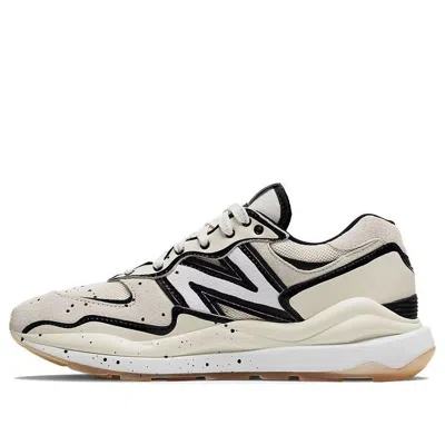 New Balance Unisex Joshua Vides 57/40 In Beige/black