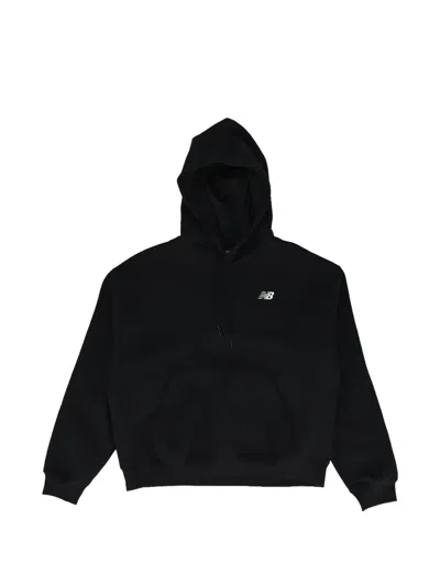 New Balance Kangaroo-pocket Hoodie In Black