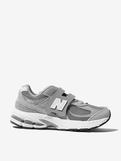 New Balance Kids 2002 Lace Up Logo Trainers In Grey