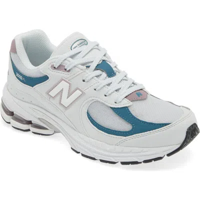 New Balance Kids' 2002r Sneaker