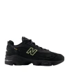 New Balance Laced Sneakers In Black