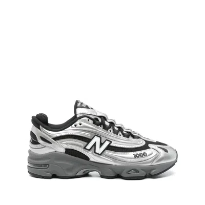 NEW BALANCE LEATHER SNEAKERS