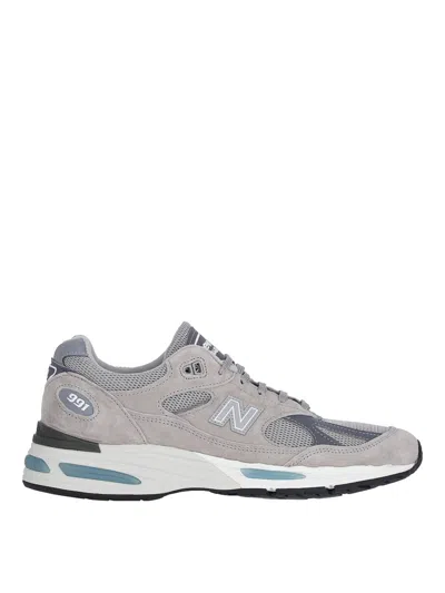 NEW BALANCE LEATHER SNEAKERS