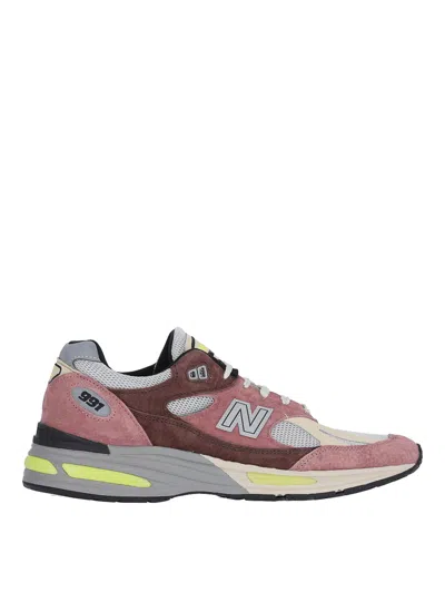 New Balance Logo Sneakers In Nude & Neutrals