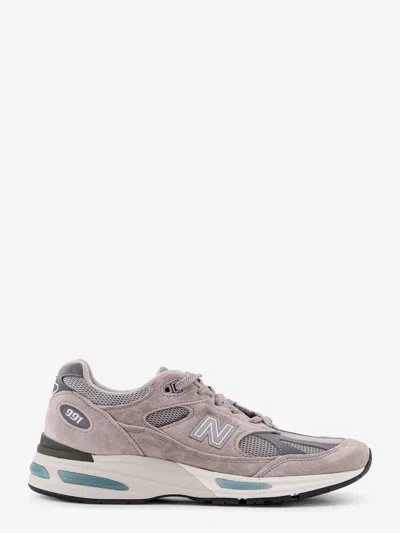 New Balance 991 V2 Mesh And Suede Low-top Trainers In Grey