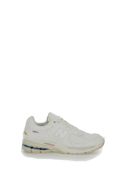 NEW BALANCE M2002 PROTECTED SNEAKERS