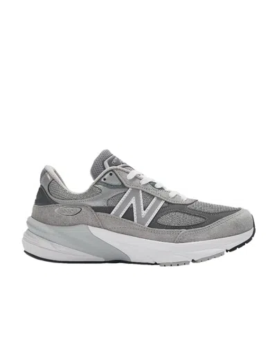 New Balance 990 V6 In Gray