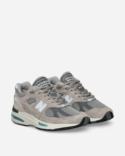New Balance Made In Uk 991v2 Sneakers Dove / Alloy / Silver
