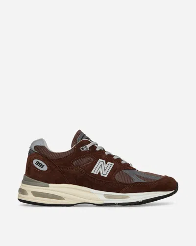 New Balance Made In Uk 991v2 Sneakers Pinecone / In Brown