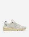 New Balance Sporty Pigskin And Mesh Sneakers With Cushioned Sole In White