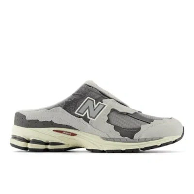 New Balance Men's 2002n In Gray