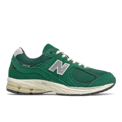 New Balance Men's 2002r