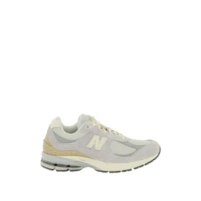 New Balance 2002r Sneaker In Rain Cloud/ Angora
