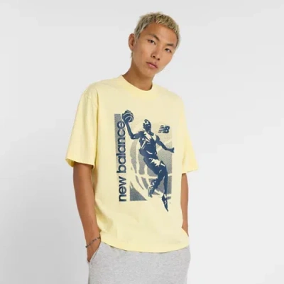 New Balance Men's Hoops Graphic Vintage T-shirt In Yellow