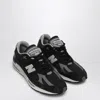 New Balance Black And Grey Suede-mesh Sneakers With Cushioned Sole In Black
