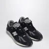New Balance Black And Grey Suede-mesh Sneakers With Cushioned Sole In Black