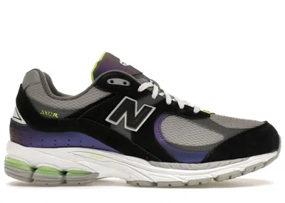 Pre-owned New Balance Men's  2002r Dtlr Sneakers In Black/purple Noir/grey In Multi