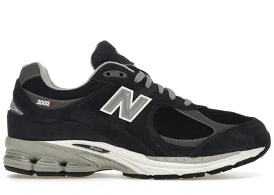Pre-owned New Balance Men's  2002r Goretex Sneakers In Eclipse/silver/white In Multi