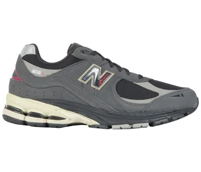 Pre-owned New Balance Men's  2002r Sneakers In Black/grey In Multi