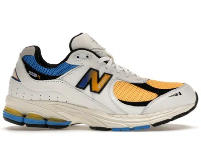 Pre-owned New Balance Men's  2002r Sneakers In White/vibrant Apricot
