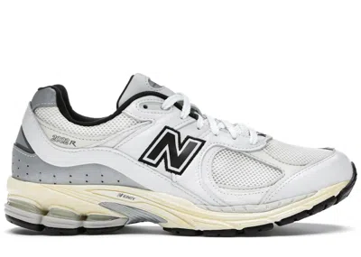 Pre-owned New Balance Men's  2002r Thisisneverthat Sneakers In White/black In Multi